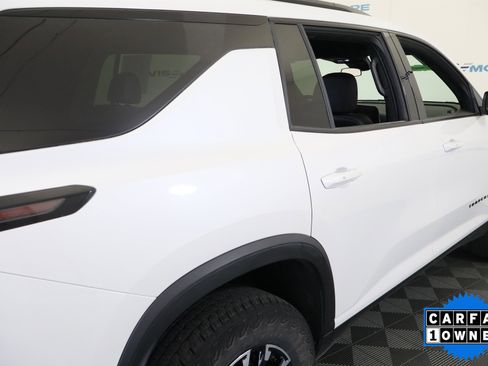 Used 2025 Chevrolet Traverse Z71 w/ Driver Confidence Package image 7