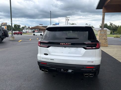 Used 2024 GMC Acadia AT4 w/ Luxury Package AWD/4WD image 25