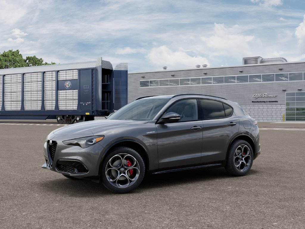 New 2026 Alfa Romeo Stelvio Sprint AWD/4WD image 2
