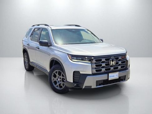 New 2026 Honda Pilot TrailSport image 1