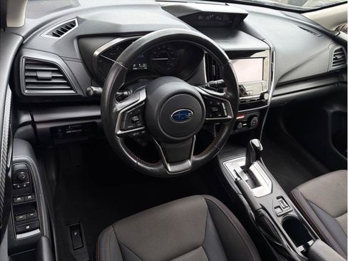 Used 2018 Subaru Crosstrek 2.0i Premium AWD/4WD image 2