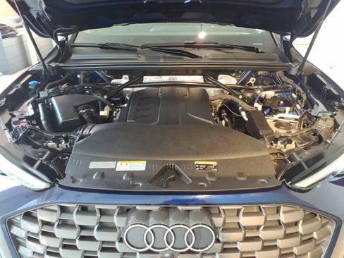 Used 2025 Audi Q5 Premium w/ Convenience Package AWD/4WD image 27