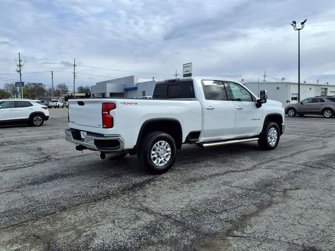 Used 2025 Chevrolet Silverado 3500 LTZ w/ LTZ Convenience Package AWD/4WD image 18