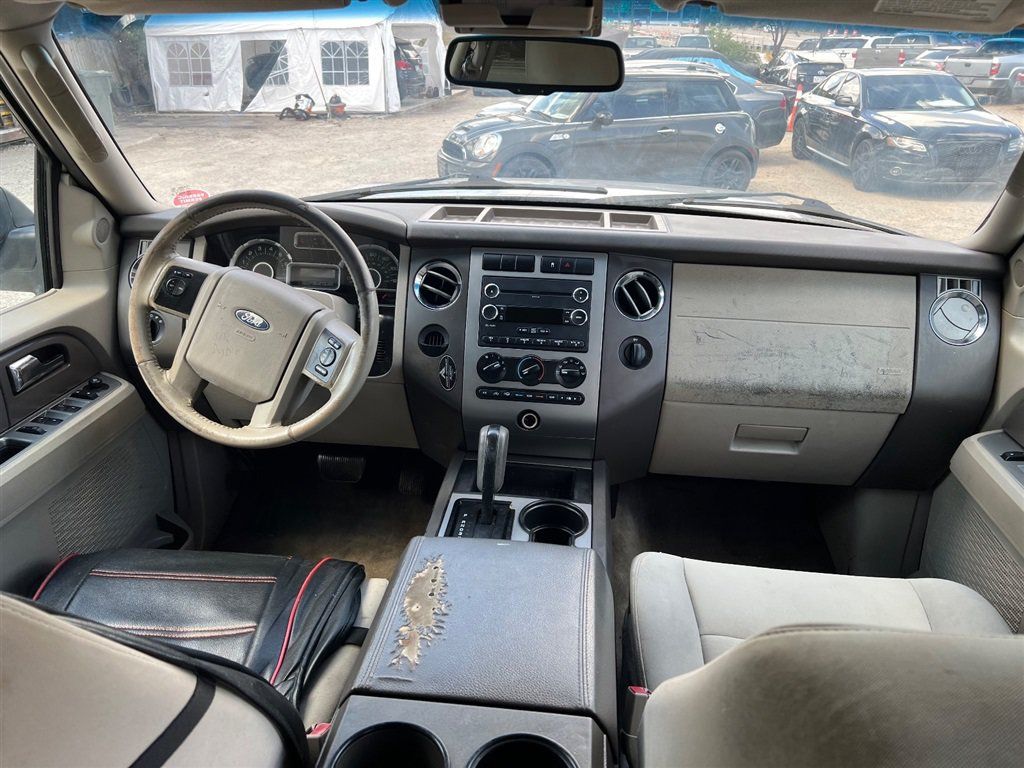 Used 2010 Ford Expedition EL XLT RWD image 14