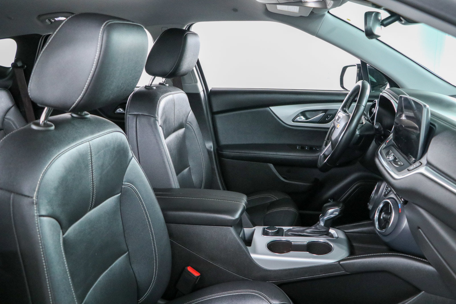Used 2024 Chevrolet Blazer LT FWD image 26