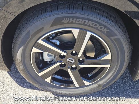 New 2025 Nissan Sentra SV image 5