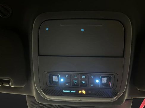 Used 2023 Ford Explorer ST-Line AWD/4WD image 27
