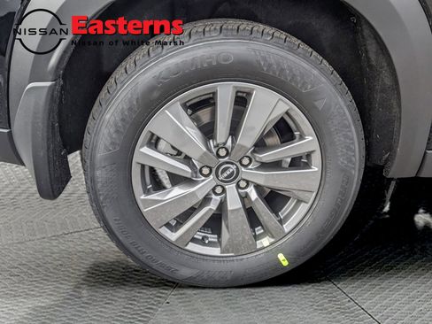 New 2026 Nissan Pathfinder SV AWD/4WD image 24