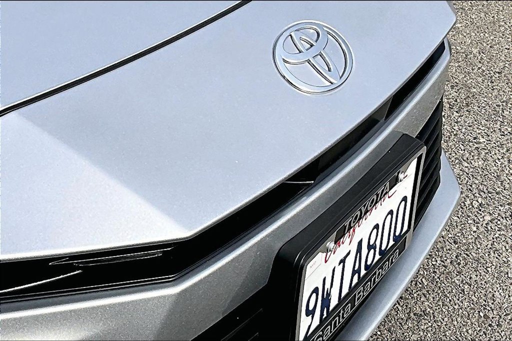 Used 2026 Toyota Camry LE FWD image 33