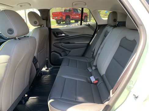 New 2026 Chevrolet Trax ACTIV FWD image 18