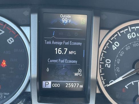 Used 2022 Toyota Tacoma SR5 w/ Technology Package RWD image 23