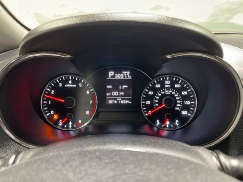 Used 2017 Kia Forte LX image 23