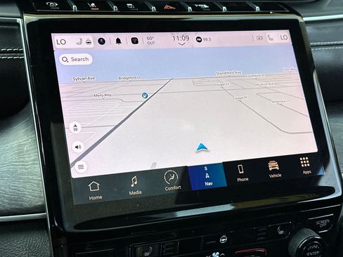 Used 2021 Jeep Grand Cherokee L Limited w/ MOPAR Finishing Package image 19