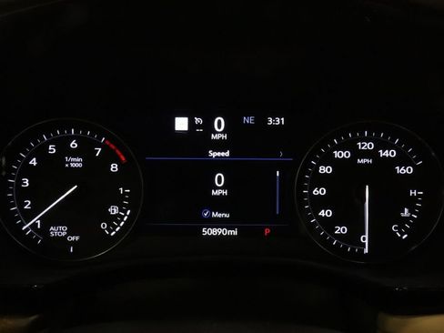 Used 2020 Cadillac XT5 Premium Luxury w/ Platinum Package FWD image 17