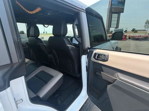 Used 2024 Ford Bronco Wildtrak AWD/4WD image 25