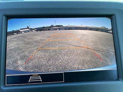 Used 2024 Chevrolet Equinox LT FWD image 25