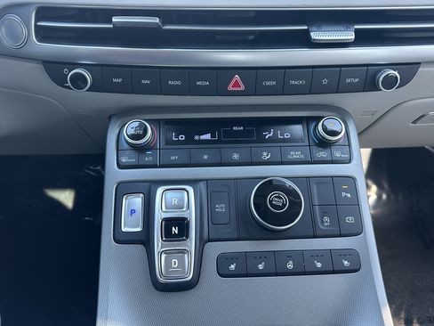 Used 2023 Hyundai Palisade Limited FWD image 30