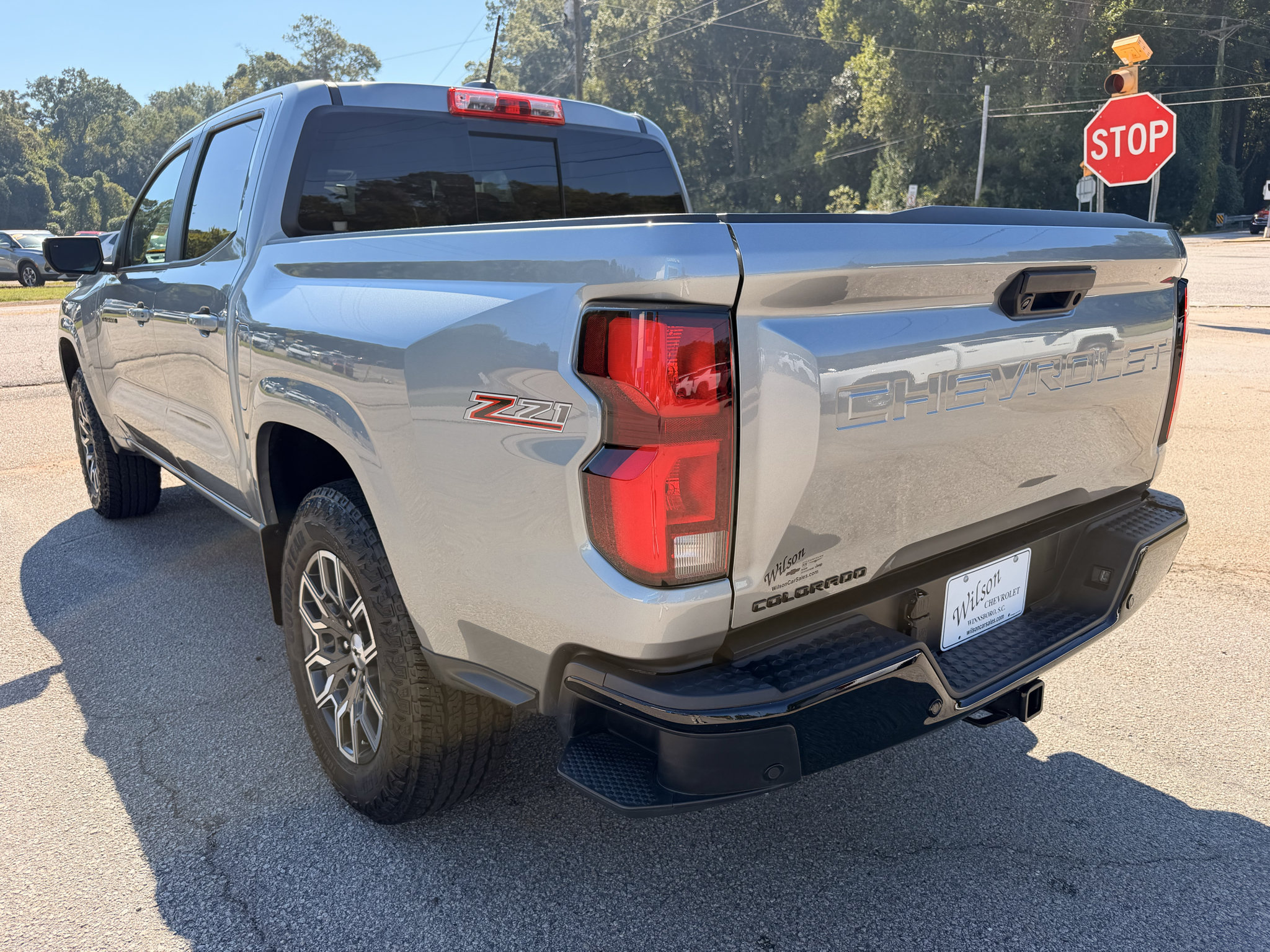 Used 2024 Chevrolet Colorado Z71 w/ Z71 Convenience Package 2 AWD/4WD image 4