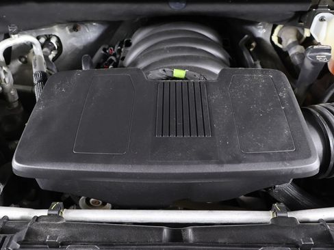 Used 2022 Chevrolet Silverado 1500 High Country w/ High Country Premium Package AWD/4WD image 22