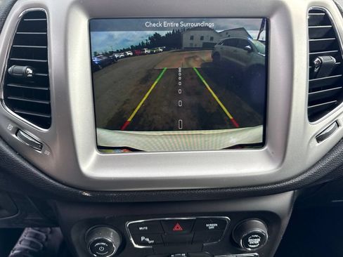 Used 2019 Jeep Compass High Altitude AWD/4WD image 8