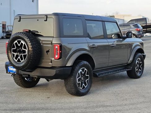 Used 2025 Ford Bronco Outer Banks image 7