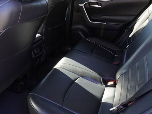 Used 2024 Toyota RAV4 XLE Premium image 15