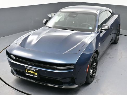 Used 2025 Dodge Charger R/T w/ Sun & Sound Package image 41