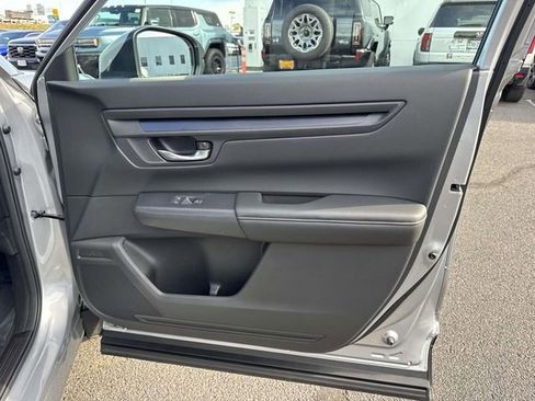 Certified 2025 Honda CR-V LX image 6