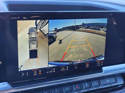 New 2026 GMC Sierra 1500 SLT image 21