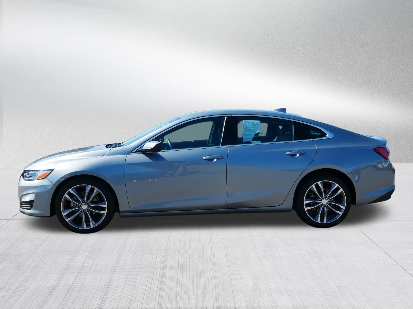 Used 2024 Chevrolet Malibu LT FWD image 4