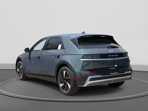 New 2026 Hyundai Ioniq 5 SE RWD image 5