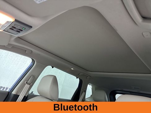 Used 2023 Nissan Rogue SL w/ SL Premium Package image 11