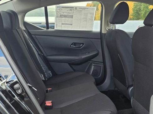 Used 2025 Nissan Sentra S image 13