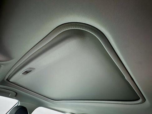 Used 2025 Toyota RAV4 XLE w/ Convenience Package image 25