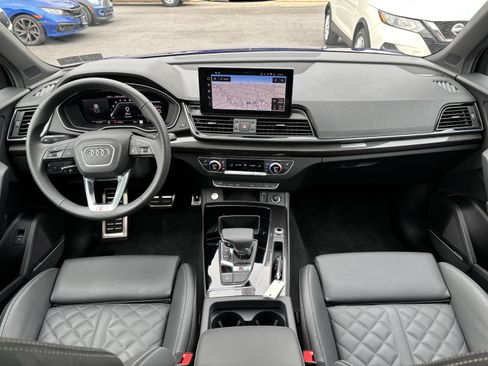 Used 2025 Audi SQ5 Premium Plus image 20