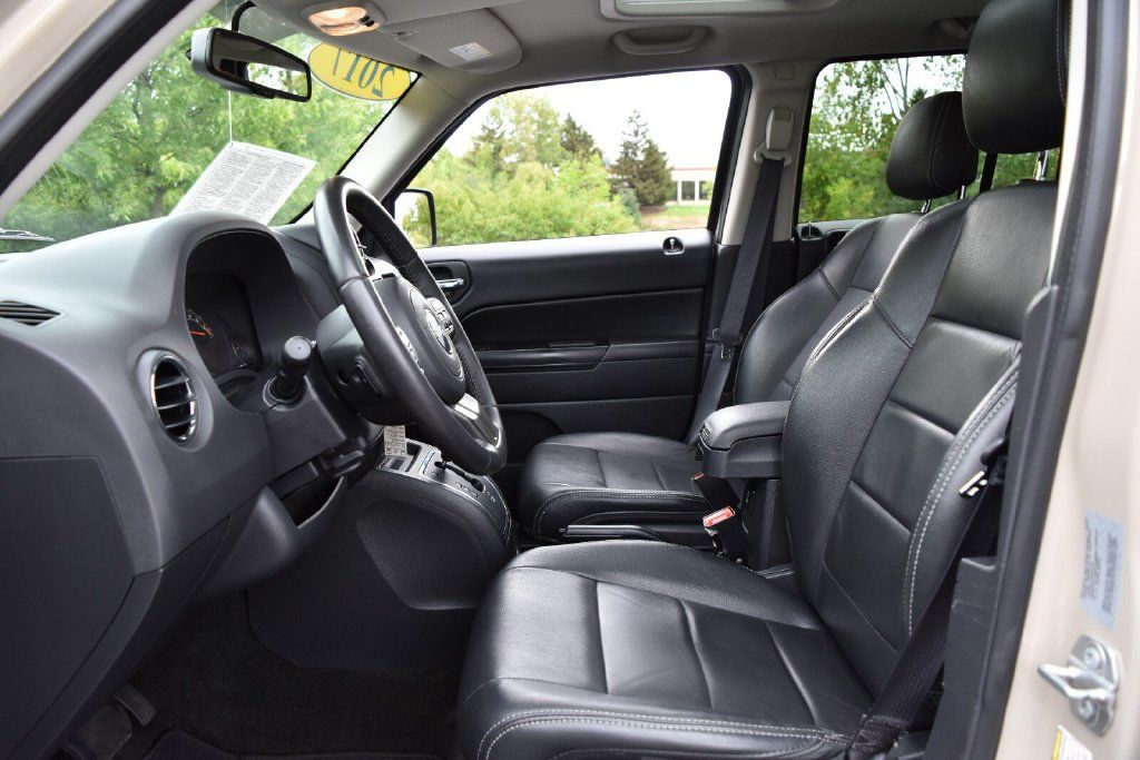 Used 2017 Jeep Patriot High Altitude FWD image 14