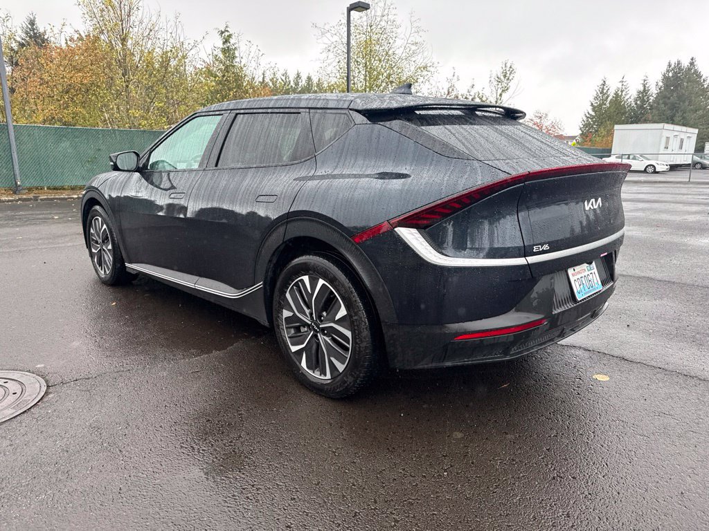 Used 2024 Kia EV6 Light RWD image 5