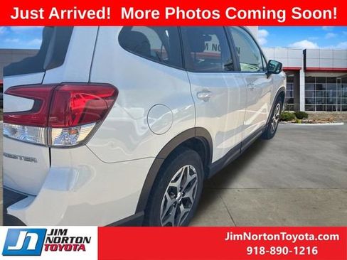 Used 2020 Subaru Forester Premium w/ Popular Package #1 image 3