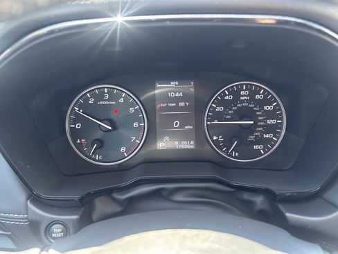 Certified 2025 Subaru Outback Premium AWD/4WD image 5