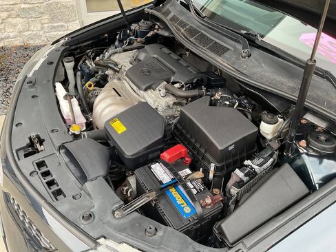 Used 2013 Toyota Camry SE image 43