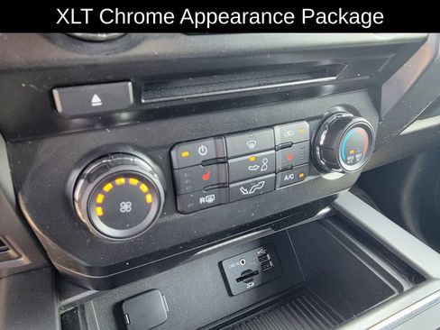Used 2015 Ford F150 XLT w/ Equipment Group 302A Luxury RWD image 27