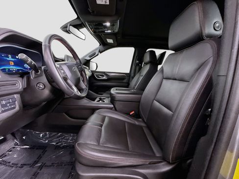 Used 2022 Chevrolet Suburban RST w/ Luxury Package AWD/4WD image 23