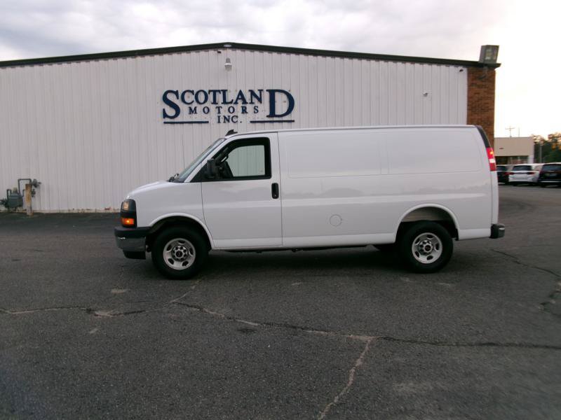 Used 2025 GMC Savana 2500 w/ Driver Convenience Package RWD image 1