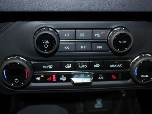 New 2025 Ford Bronco Outer Banks image 39