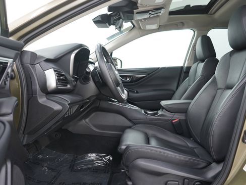 Used 2023 Subaru Outback Touring XT AWD/4WD image 19