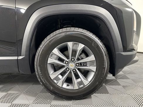 New 2026 Chevrolet Equinox LT w/ Convenience Package II image 9