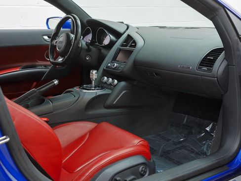 Used 2015 Audi R8 V8 image 70