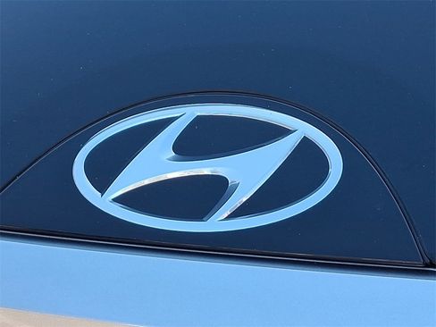 Used 2022 Hyundai Tucson Limited image 30