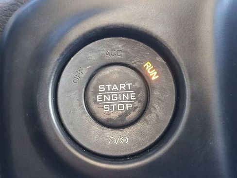 Used 2021 Jeep Wrangler Unlimited Sport image 24