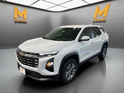 Used 2025 Chevrolet Equinox LT image 4